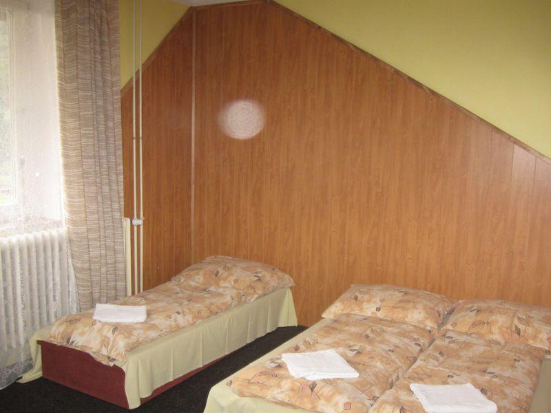 Hotel Reoneo Vernirovice Ngoại thất bức ảnh